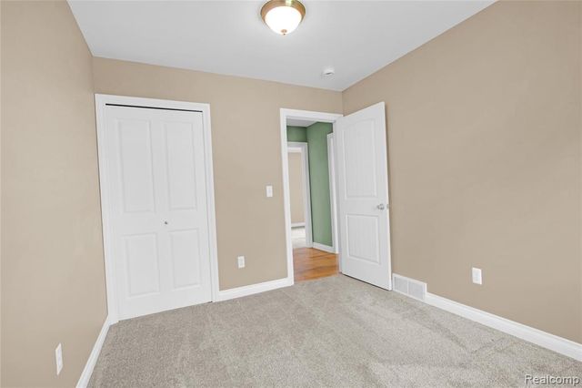 9093 Jordan Road, Grand Blanc, MI 48439