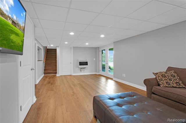 9093 Jordan Road, Grand Blanc, MI 48439
