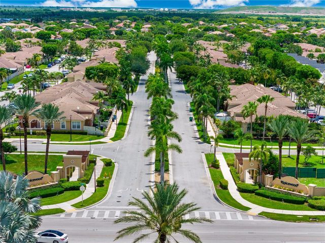 23801 SW 109th Place, Homestead, FL 33032