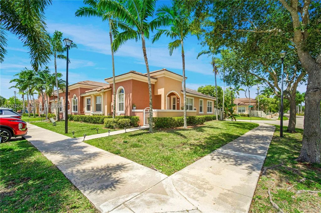 23801 SW 109th Place, Homestead, FL 33032
