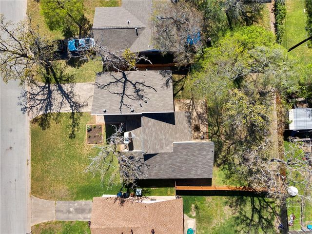 3204 Heatherwood Drive, Bryan, TX 77801