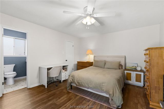 3204 Heatherwood Drive, Bryan, TX 77801