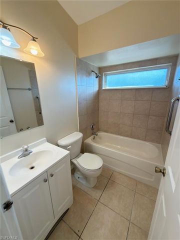 2513 48th ST SW, Lehigh Acres, FL 33976