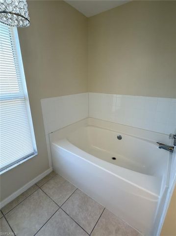 2513 48th ST SW, Lehigh Acres, FL 33976