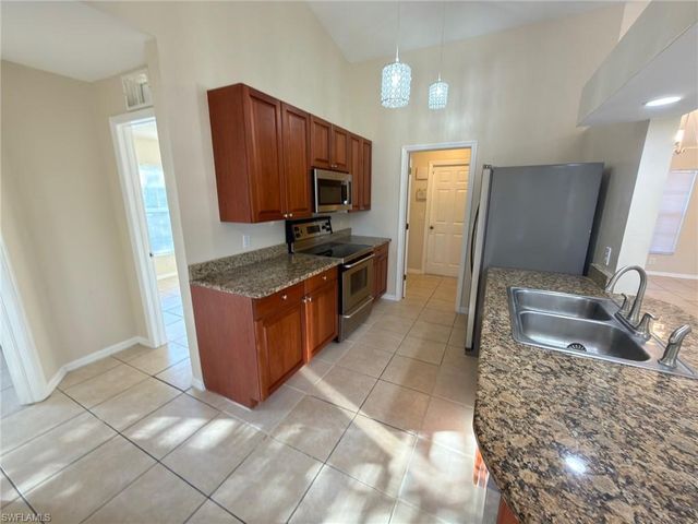 2513 48th ST SW, Lehigh Acres, FL 33976