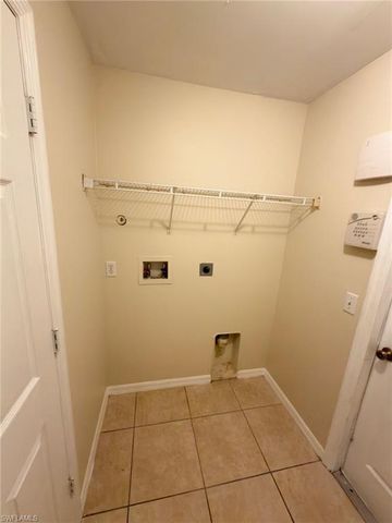 2513 48th ST SW, Lehigh Acres, FL 33976