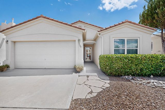 7120 Avignon Court NW, Albuquerque, NM 87114