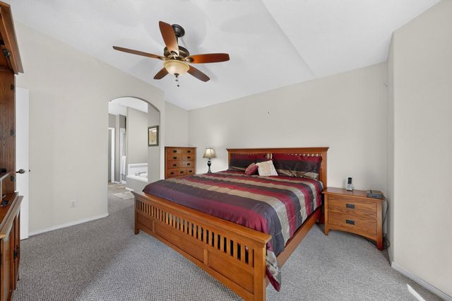 7120 Avignon Court NW, Albuquerque, NM 87114