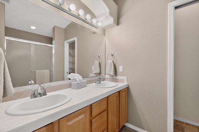7120 Avignon Court NW, Albuquerque, NM 87114