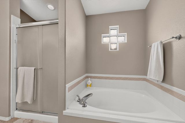 7120 Avignon Court NW, Albuquerque, NM 87114