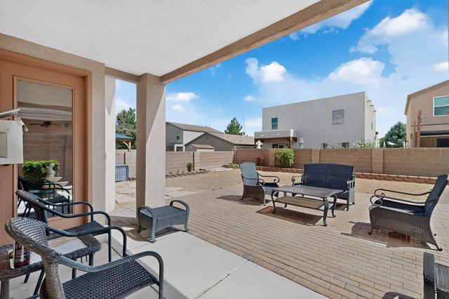 7120 Avignon Court NW, Albuquerque, NM 87114