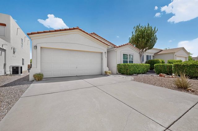 7120 Avignon Court NW, Albuquerque, NM 87114