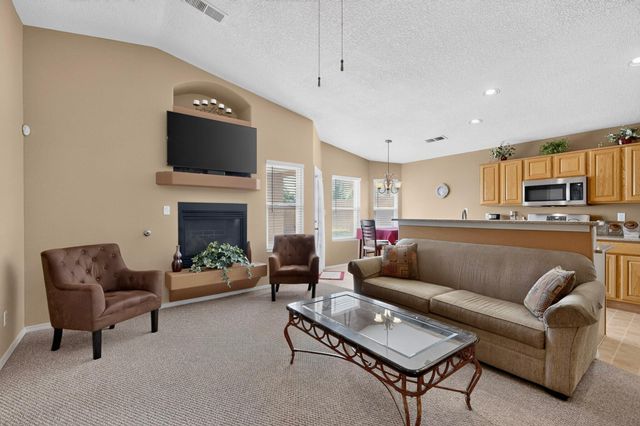 7120 Avignon Court NW, Albuquerque, NM 87114