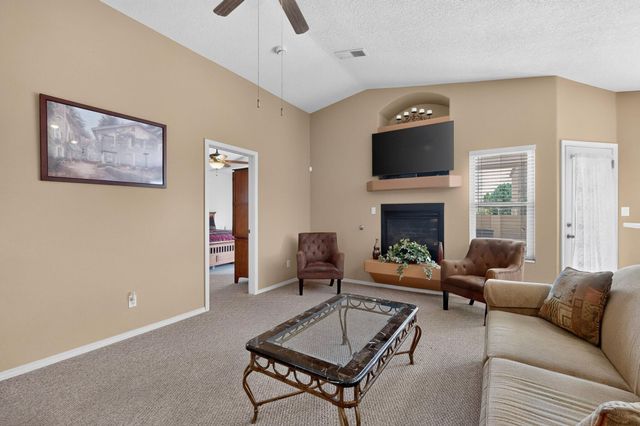 7120 Avignon Court NW, Albuquerque, NM 87114