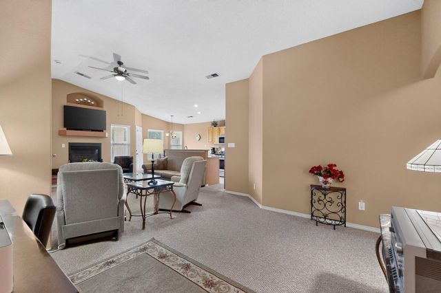 7120 Avignon Court NW, Albuquerque, NM 87114