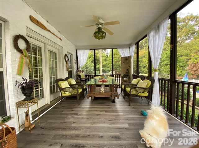 1093 Fairfield Drive, Gastonia, NC 28054