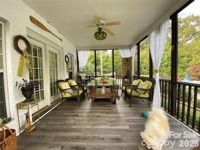 1093 Fairfield Drive, Gastonia, NC 28054