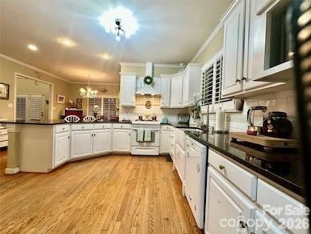 1093 Fairfield Drive, Gastonia, NC 28054