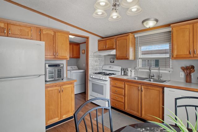 59558 Hardy Lane, New Haven, MI 48048