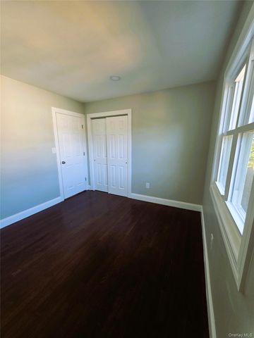 1334 Connetquot Avenue, Central Islip, NY 11722