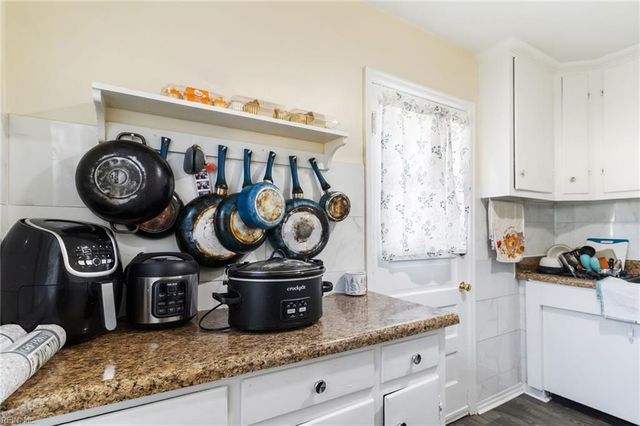 4 Fiske ST, Portsmouth, VA 23702