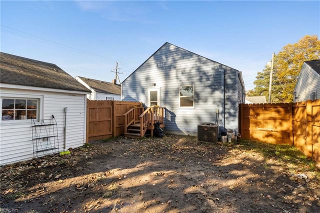 4 Fiske ST, Portsmouth, VA 23702