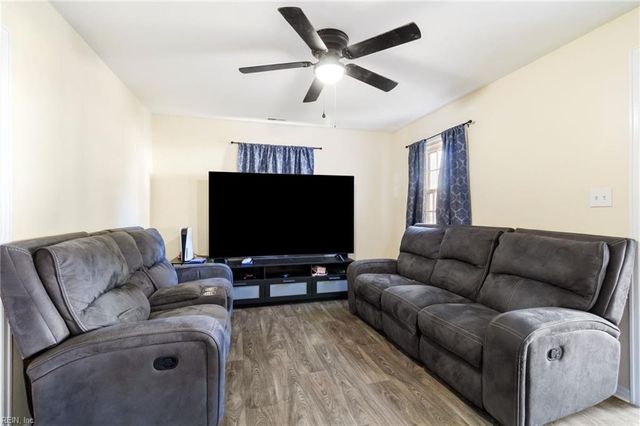 4 Fiske ST, Portsmouth, VA 23702