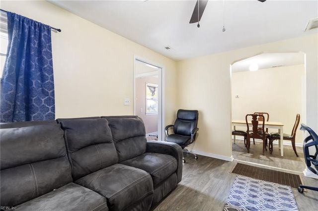 4 Fiske ST, Portsmouth, VA 23702