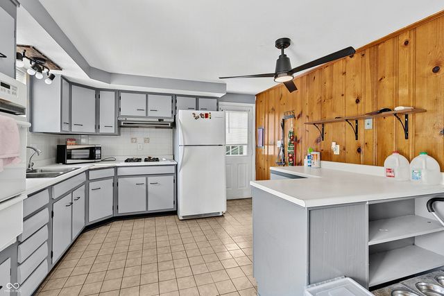 5423 S Victoria Drive, Indianapolis, IN 46217