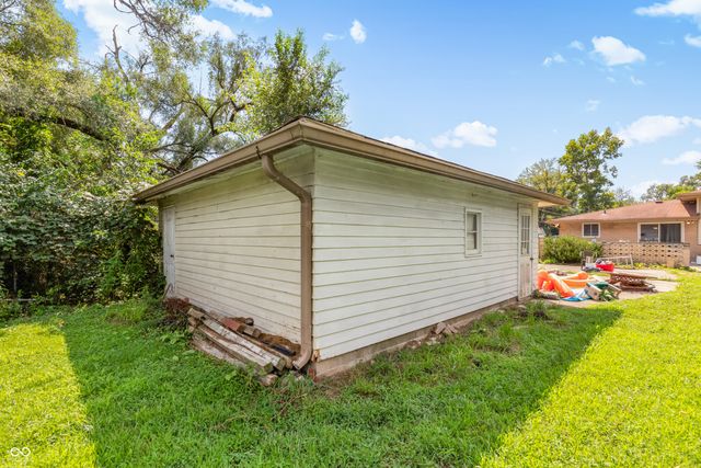 5423 S Victoria Drive, Indianapolis, IN 46217