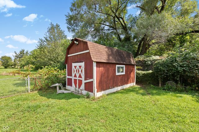 5423 S Victoria Drive, Indianapolis, IN 46217