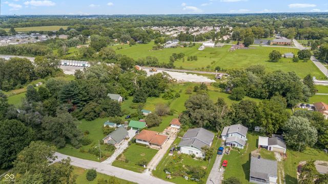 5423 S Victoria Drive, Indianapolis, IN 46217