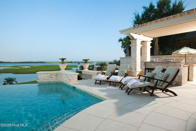 2340 Ocean Point Drive, Wilmington, NC 28405