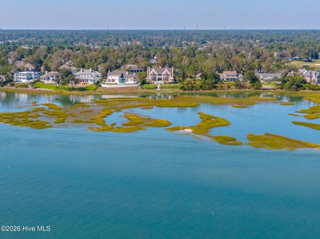 2340 Ocean Point Drive, Wilmington, NC 28405