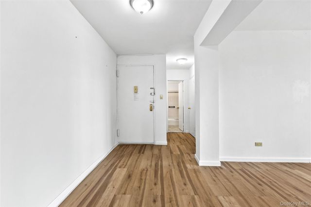 210-50 41st Avenue 5C, Bayside, NY 11361