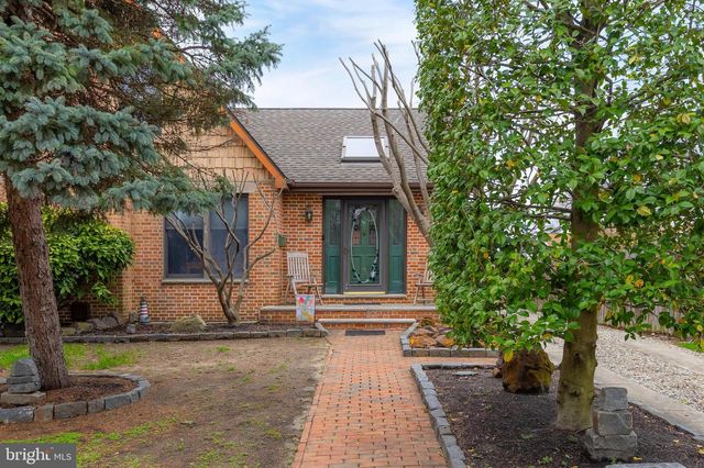 9 STITES AVENUE, Gloucester City, NJ 08030