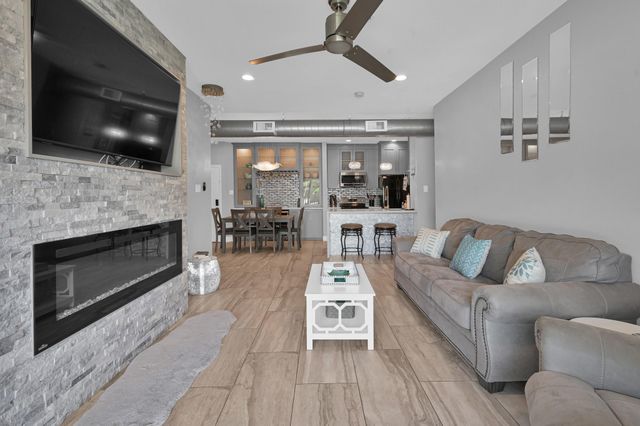 12800 Melville Drive B110, Montgomery, TX 77356