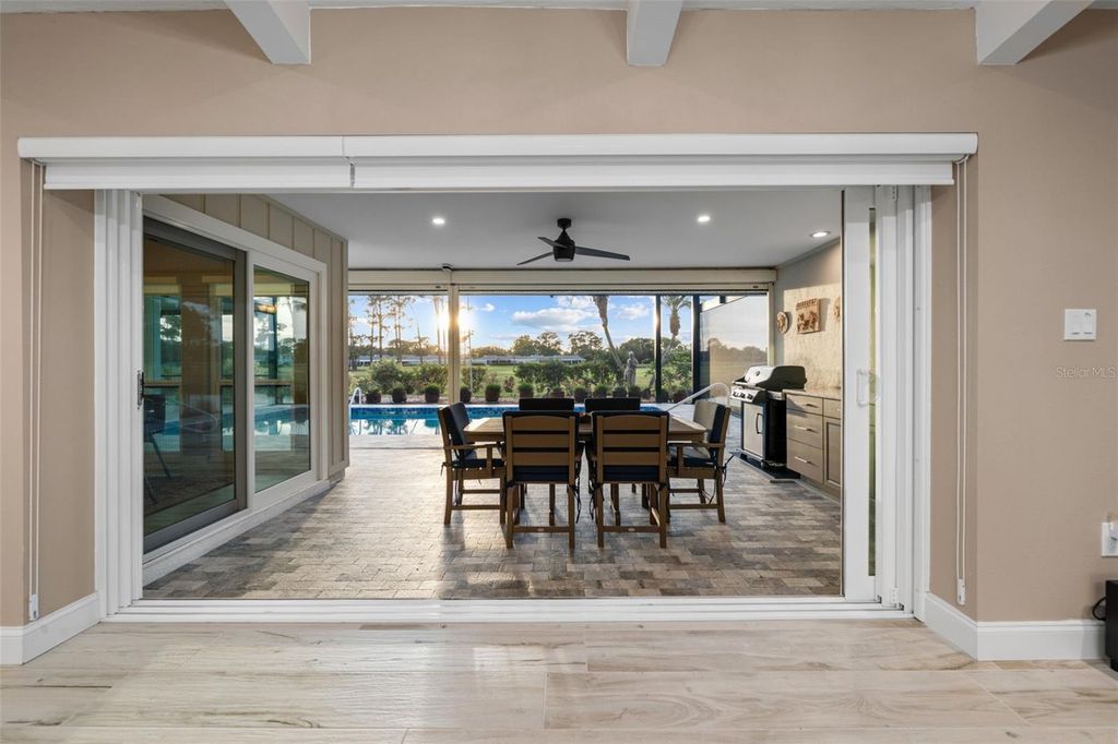 Image 27 of property listing at 3615 AVENIDA MADERA, Bradenton, FL 34210