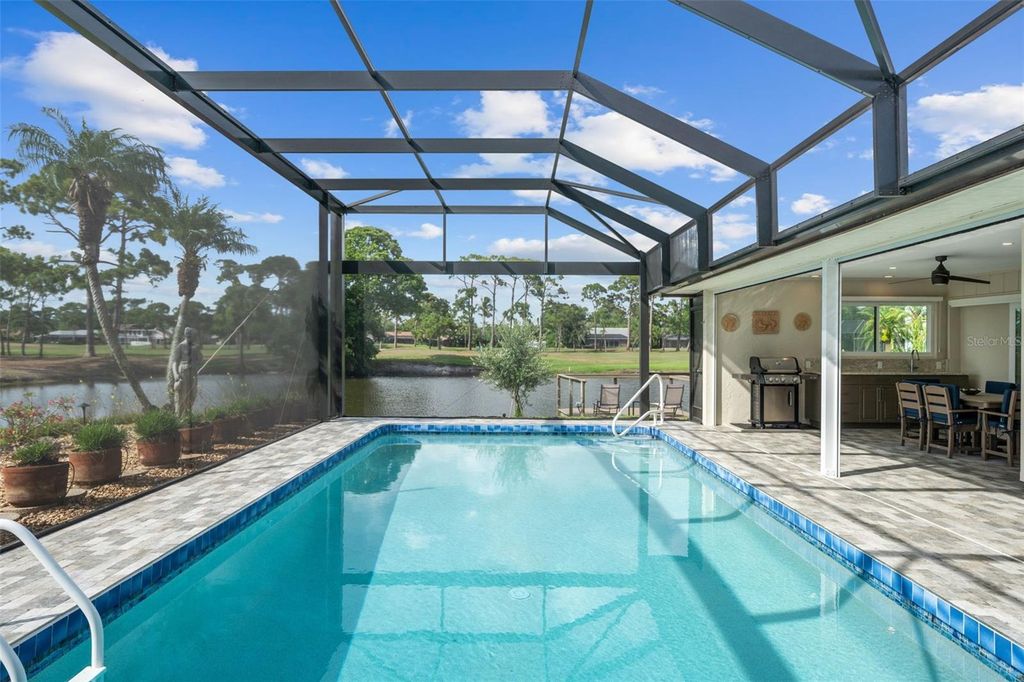 Image 36 of property listing at 3615 AVENIDA MADERA, Bradenton, FL 34210
