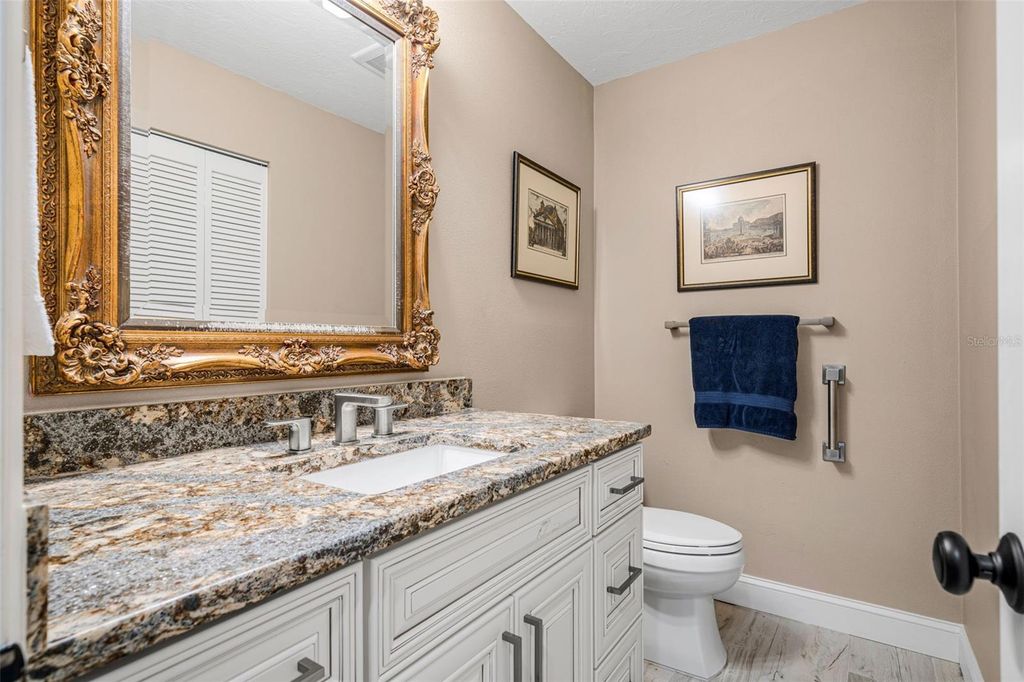 Image 58 of property listing at 3615 AVENIDA MADERA, Bradenton, FL 34210