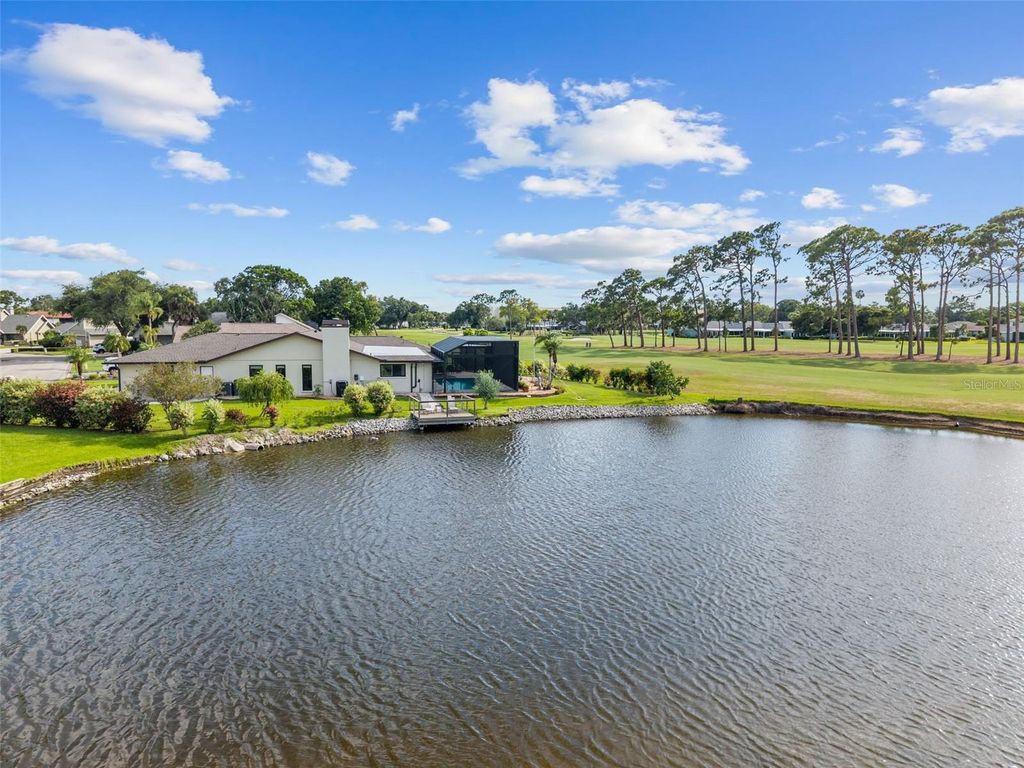 Image 65 of property listing at 3615 AVENIDA MADERA, Bradenton, FL 34210