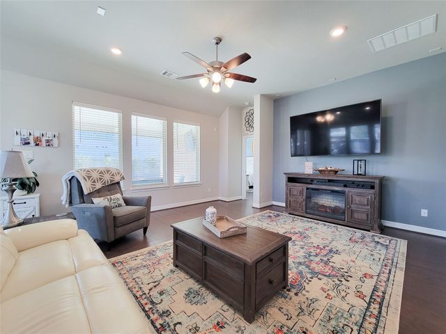 26003 Pink Myrtle Circle, Richmond, TX 77406