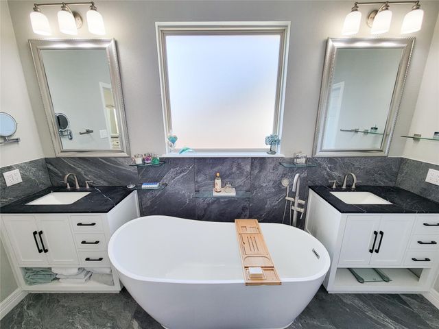 26003 Pink Myrtle Circle, Richmond, TX 77406