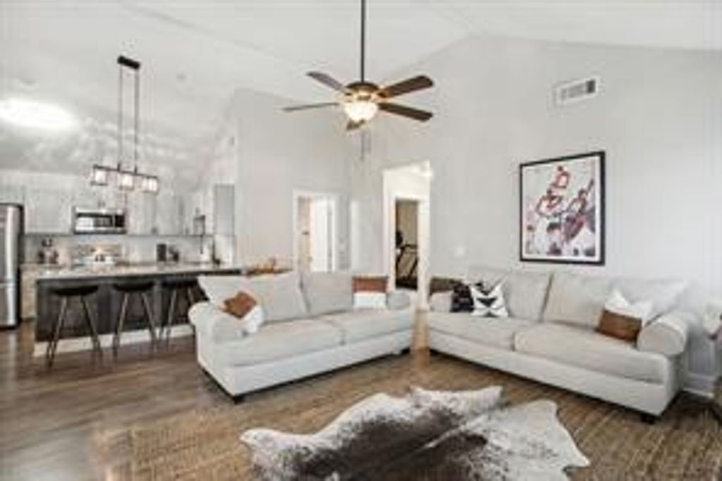 1384 Lanvale SW Drive, Atlanta, GA 30310