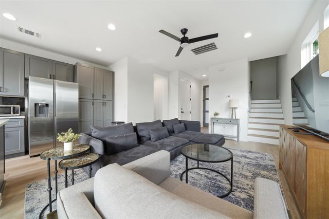 2216 Yellow Jacket LN 1, Austin, TX 78741