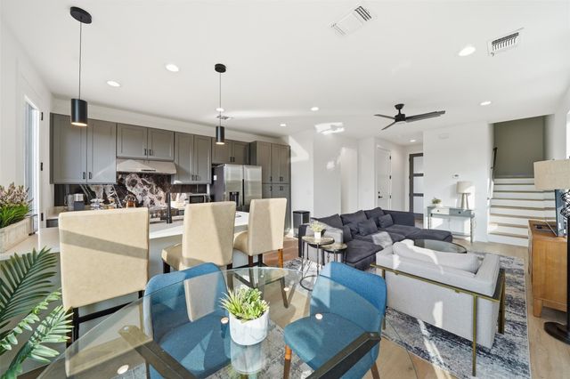2216 Yellow Jacket LN 1, Austin, TX 78741