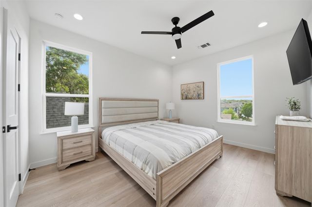 2216 Yellow Jacket LN 1, Austin, TX 78741