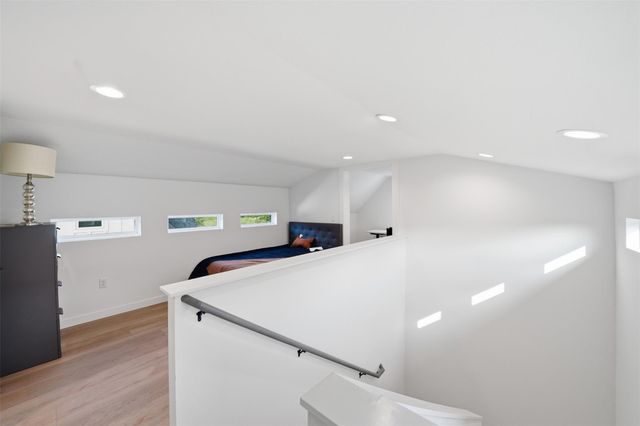 2216 Yellow Jacket LN 1, Austin, TX 78741