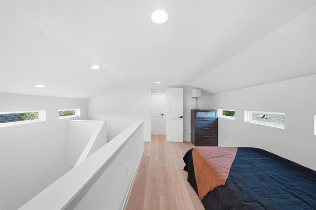 2216 Yellow Jacket LN 1, Austin, TX 78741