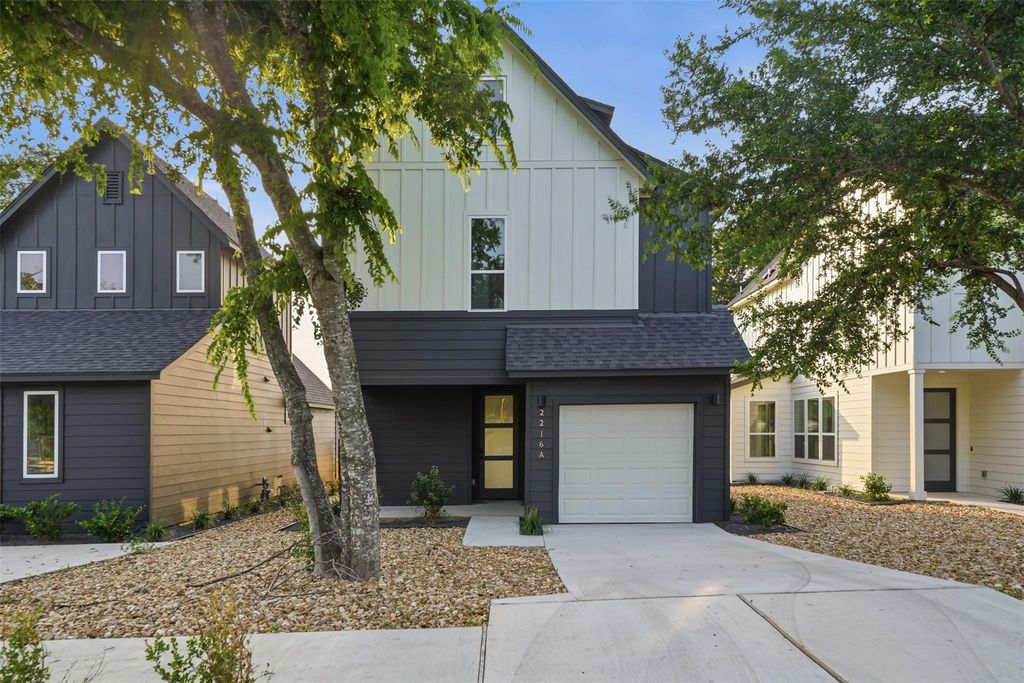2216 Yellow Jacket LN 1, Austin, TX 78741